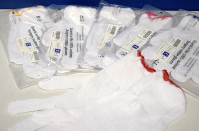 GUANTI IN COTONE COLORE BIANCHI SANICAR 6,5 1 PAIO - doctorpill.it