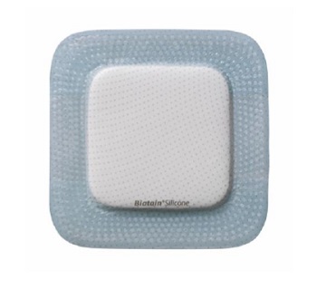 MEDICAZIONE BIATAIN IN SCHIUMA DI POLIURETANO CON BORDO ADESIVO IN SILICONE 10X30 CM 5 PEZZI - doctorpill.it